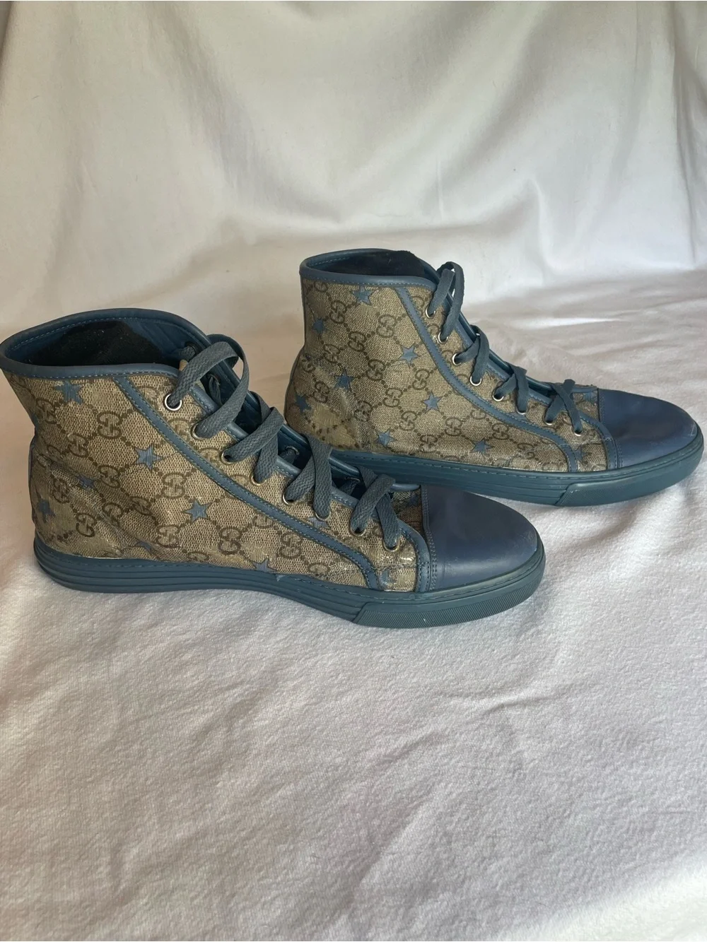 Men’s Classic Beige Gucci California GG Supreme Star High-Top Sneaker. sz. 9.5
